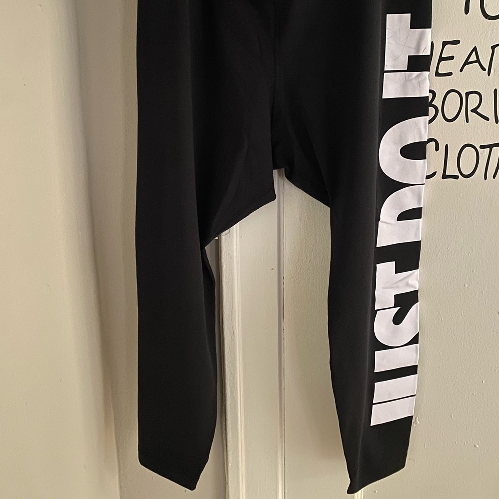 Women Nike high waisted leggings